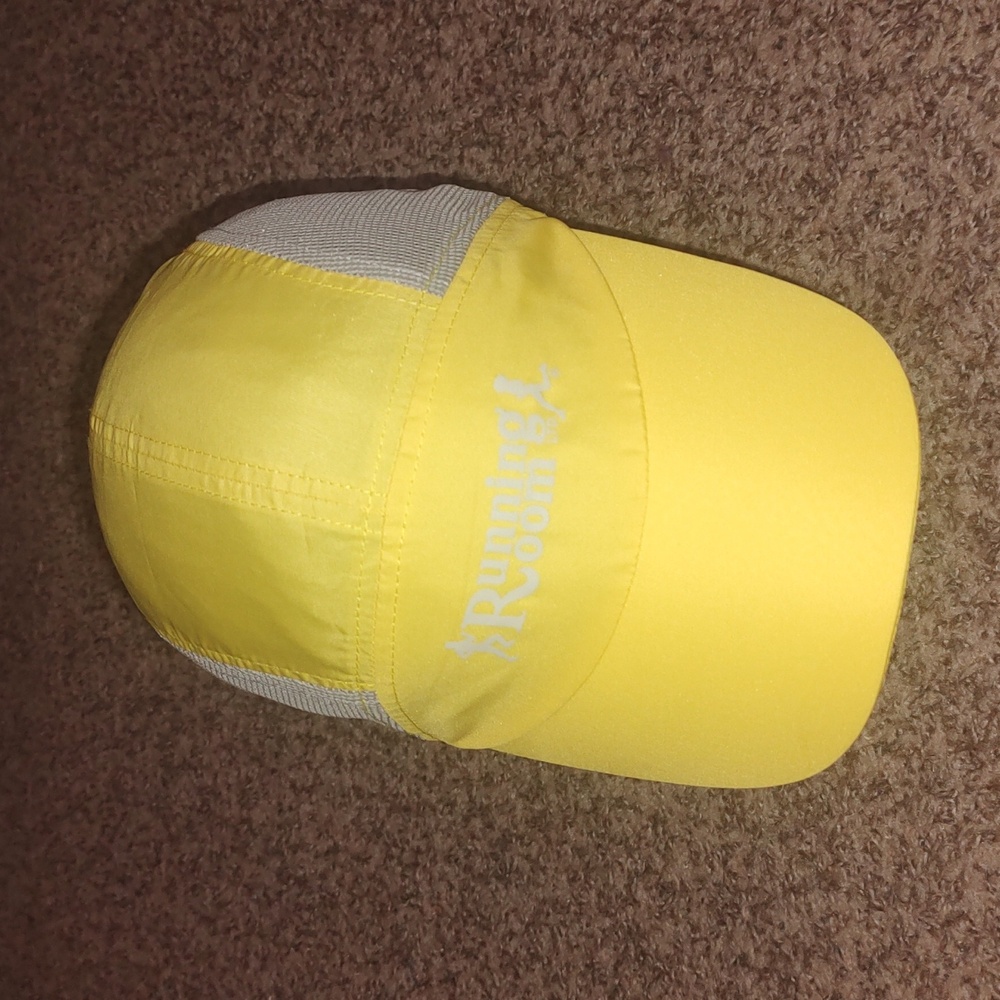 Running Room 5 Panel Strap-on Mesh Yellow Unisex Hat Cap OS